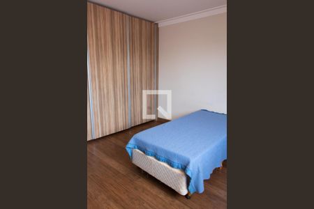 Casa de condomínio à venda com 150m², 4 quartos e 4 vagasSUITE TÉRREO