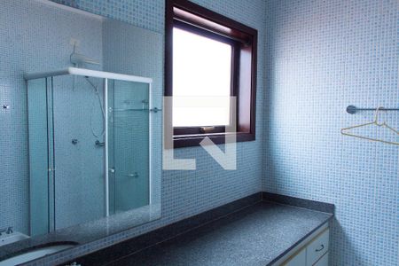 Casa de condomínio à venda com 150m², 4 quartos e 4 vagasBANHEIRO DA SUITE