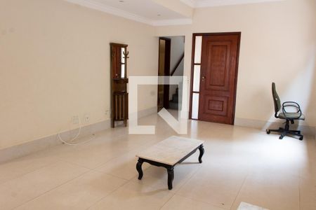 SALA de casa de condomínio à venda com 4 quartos, 150m² em Parque dos Jacarandás, Campinas