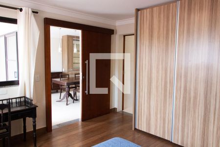 Casa de condomínio à venda com 150m², 4 quartos e 4 vagasSUITE TÉRREO