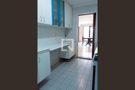 Casa de condomínio à venda com 150m², 4 quartos e 4 vagasCOZINHA