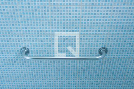 Casa de condomínio à venda com 150m², 4 quartos e 4 vagasBANHEIRO SOCIAL PISO SUPERIOR