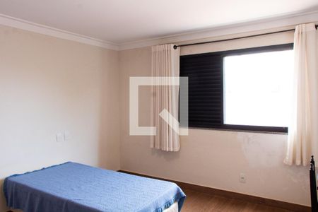 Casa de condomínio à venda com 150m², 4 quartos e 4 vagasSUITE TÉRREO