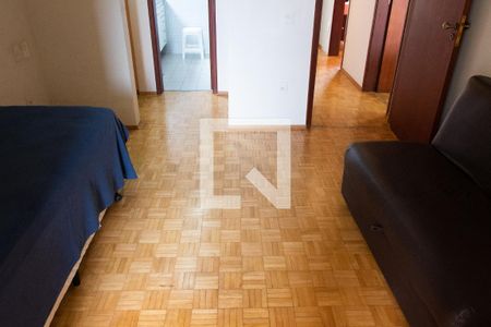 Casa de condomínio à venda com 150m², 4 quartos e 4 vagasSUITE