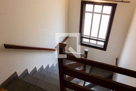 Casa de condomínio à venda com 150m², 4 quartos e 4 vagasESCADAS ACESSOS