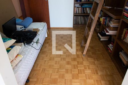 Casa de condomínio à venda com 150m², 4 quartos e 4 vagasQUARTO 2