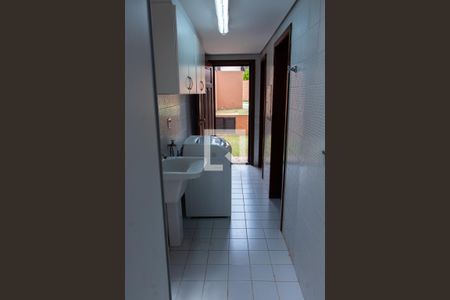 Casa de condomínio à venda com 150m², 4 quartos e 4 vagasÁREA DE SERVIÇO