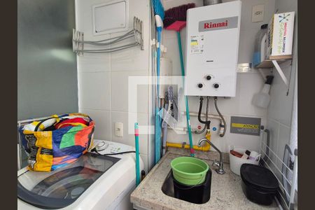 Apartamento à venda com 77m², 3 quartos e 1 vaga Apartamento à venda com 77m², 3 quartos e 1 vagaÁrea de Serviço