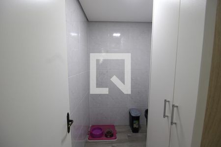 Casa para alugar com 295m², 4 quartos e 6 vagasÁrea de Serviço - Banheiro