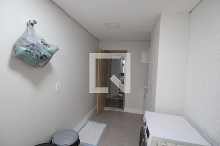 Casa para alugar com 295m², 4 quartos e 6 vagasÁrea de Serviço