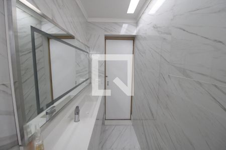 Casa para alugar com 295m², 4 quartos e 6 vagasBanheiro 1