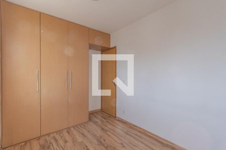 Quarto 2 de apartamento para alugar com 3 quartos, 70m² em Castelo, Belo Horizonte