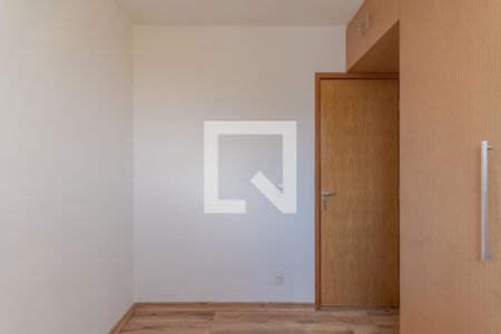 Quarto 1 de apartamento para alugar com 3 quartos, 70m² em Castelo, Belo Horizonte