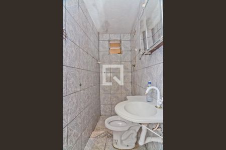 Banheiro de casa para alugar com 1 quarto, 49m² em Jardim Peri, São Paulo