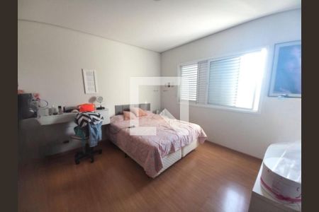 Foto 02 de casa de condomínio à venda com 4 quartos, 310m² em Swiss Park, Campinas