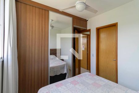 Apartamento à venda com 80m², 3 quartos e 2 vagas Apartamento à venda com 80m², 3 quartos e 2 vagasSuíte