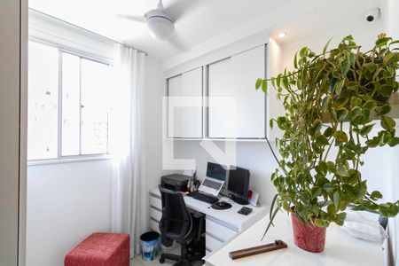 Apartamento à venda com 80m², 3 quartos e 2 vagas Apartamento à venda com 80m², 3 quartos e 2 vagasQuarto 2