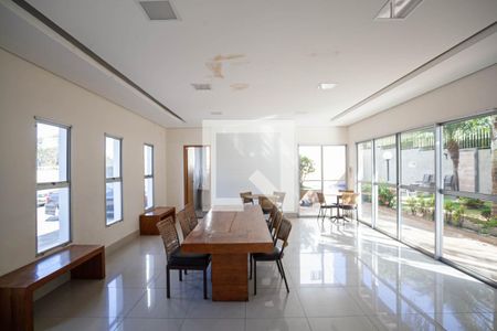 Apartamento à venda com 80m², 3 quartos e 2 vagas Apartamento à venda com 80m², 3 quartos e 2 vagasÁrea comum - Salão de festas