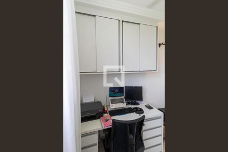 Apartamento à venda com 80m², 3 quartos e 2 vagas Apartamento à venda com 80m², 3 quartos e 2 vagasQuarto 2