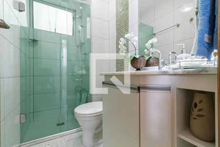 Apartamento à venda com 80m², 3 quartos e 2 vagas Apartamento à venda com 80m², 3 quartos e 2 vagasBanheiro social