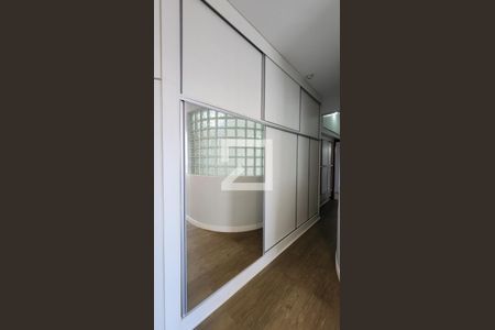 Apartamento para alugar com 202m², 4 quartos e 2 vagasCloset da suíte 1