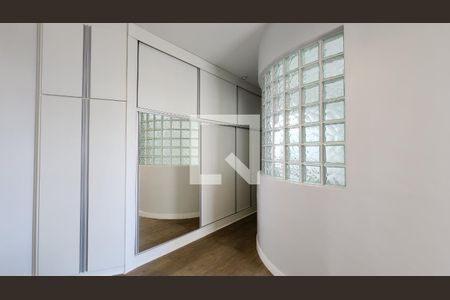 Apartamento para alugar com 202m², 4 quartos e 2 vagasCloset da suíte 1