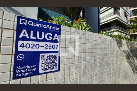 Apartamento para alugar com 202m², 4 quartos e 2 vagasFachada ADESIVO INSTALADO