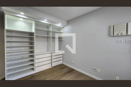 Apartamento para alugar com 202m², 4 quartos e 2 vagasQuarto 2 - Armários