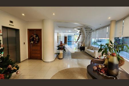 Apartamento para alugar com 202m², 4 quartos e 2 vagasHall de entrada