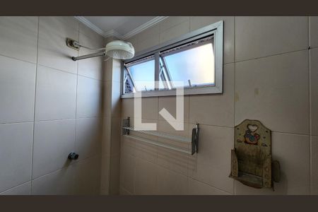 Apartamento para alugar com 202m², 4 quartos e 2 vagasChuveiro