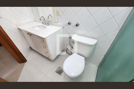 Apartamento para alugar com 202m², 4 quartos e 2 vagasBanheiro