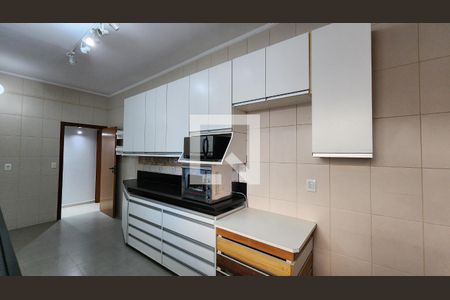 Apartamento para alugar com 202m², 4 quartos e 2 vagasCozinha - Armários