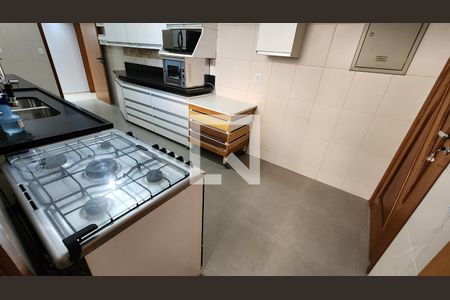 Apartamento para alugar com 202m², 4 quartos e 2 vagasCozinha