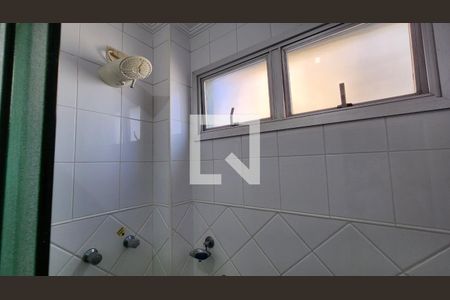 Apartamento para alugar com 202m², 4 quartos e 2 vagasChuveiro