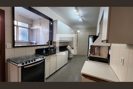 Apartamento para alugar com 202m², 4 quartos e 2 vagasCozinha