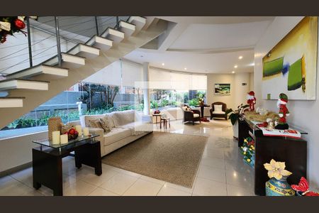 Apartamento para alugar com 202m², 4 quartos e 2 vagasHall de entrada