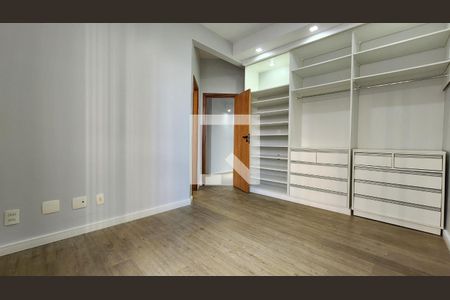 Apartamento para alugar com 202m², 4 quartos e 2 vagasQuarto 2 - Suíte