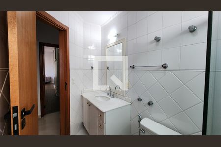 Apartamento para alugar com 202m², 4 quartos e 2 vagasBanheiro