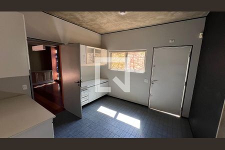 Casa à venda com 450m², 4 quartos e 4 vagasCopa