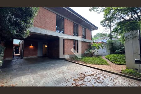Casa à venda com 450m², 4 quartos e 4 vagasGaragem