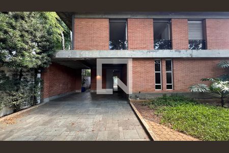 Casa à venda com 450m², 4 quartos e 4 vagasGaragem