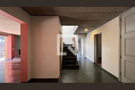 Casa à venda com 450m², 4 quartos e 4 vagasHall