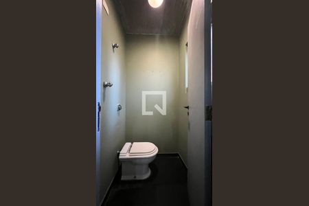 Casa à venda com 450m², 4 quartos e 4 vagasLavabo