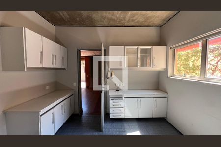 Casa à venda com 450m², 4 quartos e 4 vagasCopa