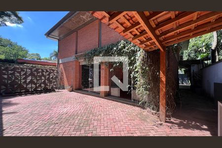 Casa à venda com 450m², 4 quartos e 4 vagasQuintal