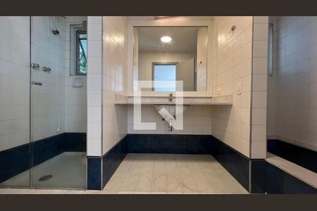 Casa à venda com 450m², 4 quartos e 4 vagasBanheiro