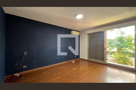 Casa à venda com 450m², 4 quartos e 4 vagasSuite 2