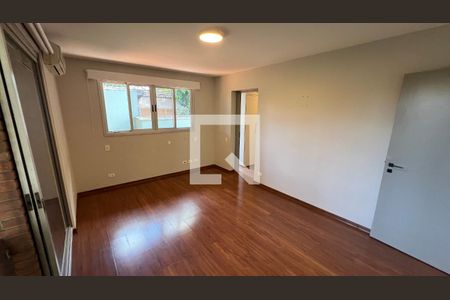 Casa à venda com 450m², 4 quartos e 4 vagasSuite 1