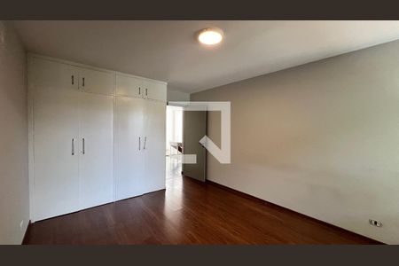 Casa à venda com 450m², 4 quartos e 4 vagasQuarto 1