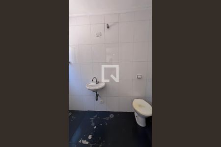 Casa à venda com 450m², 4 quartos e 4 vagasBanheiro da edícula